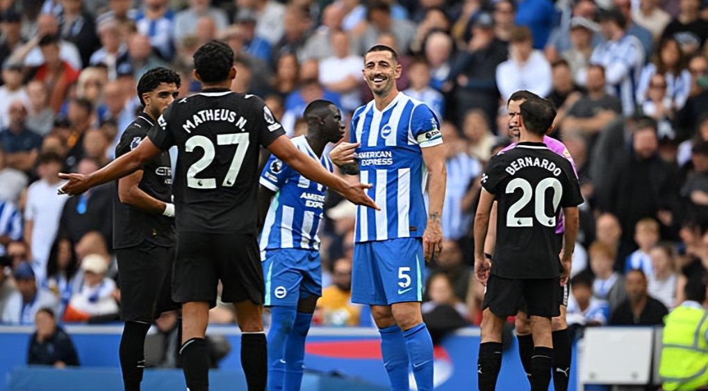 半岛体育-曼城第一个英超冠军教练是谁