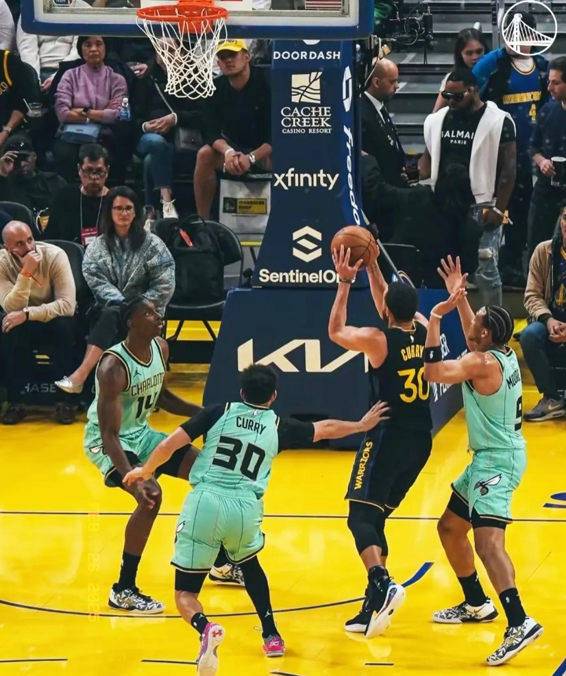 半岛体育-2009火箭vs开拓者季后赛第6场录像