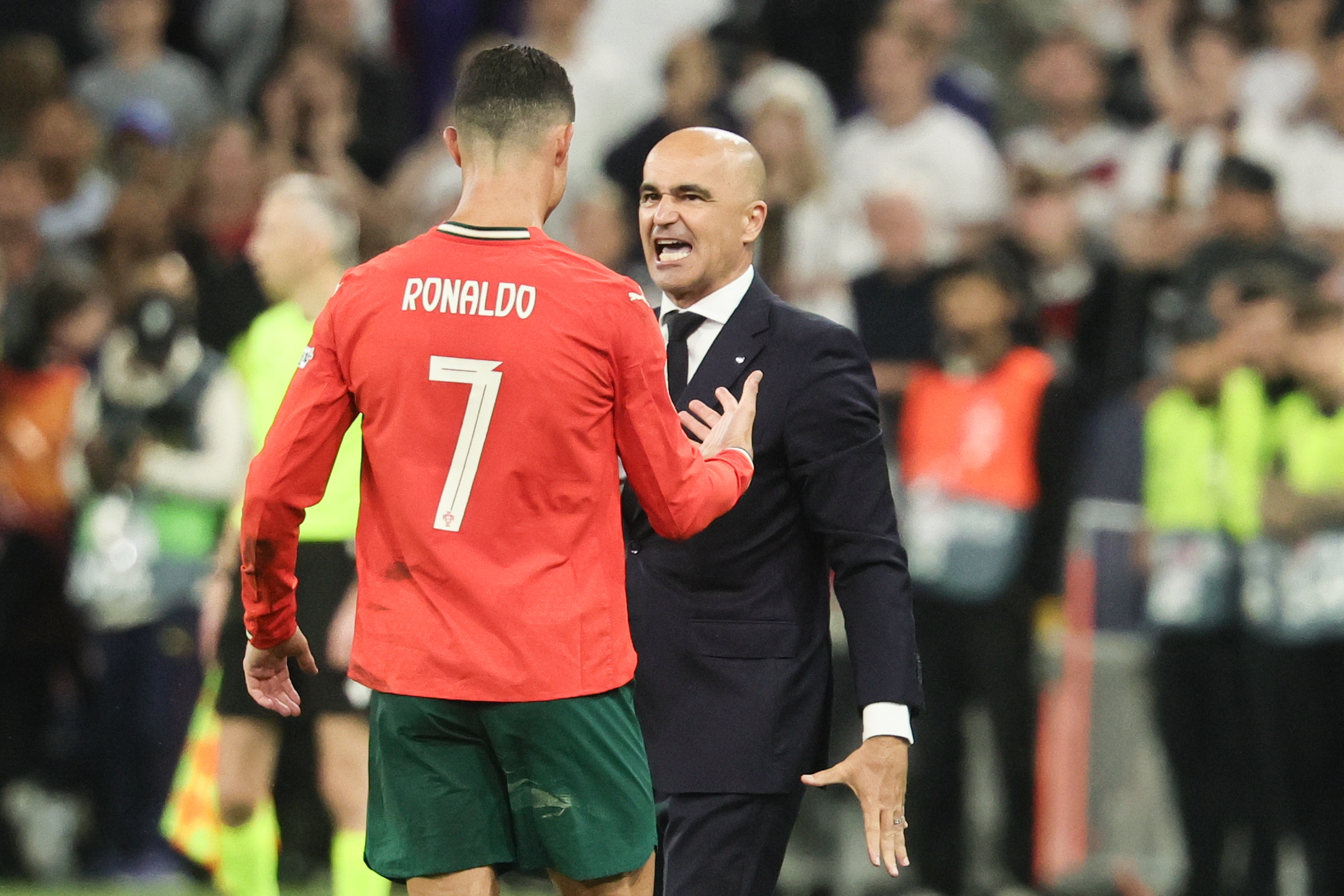 半岛体育APP-葡萄牙体育和里斯本竞技是一个队吗