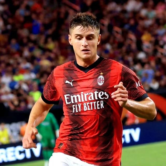 半岛体育娱乐-卡佩罗确认中场大将关键战必复出