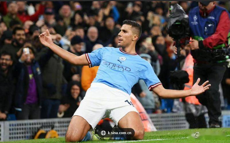 半岛体育APP-曼城客场大胜,豪取三分领先优势的球员