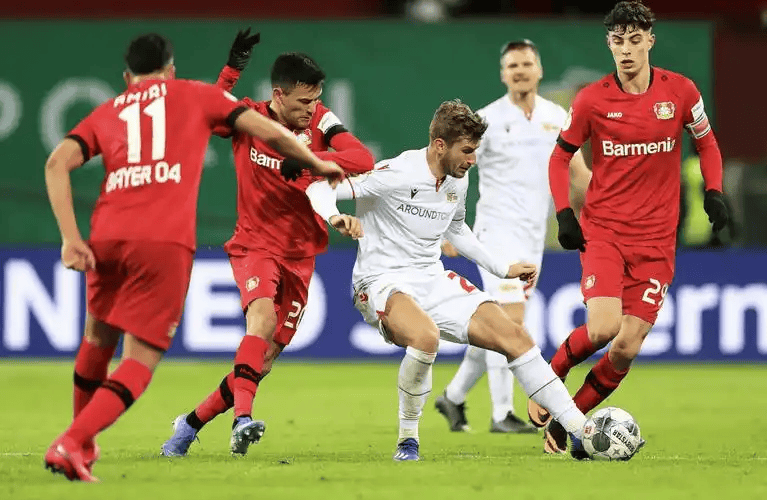 半岛体育官网-云达不莱梅vs霍芬海姆