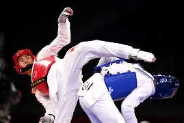 半岛体育娱乐-黑山国家队球衣