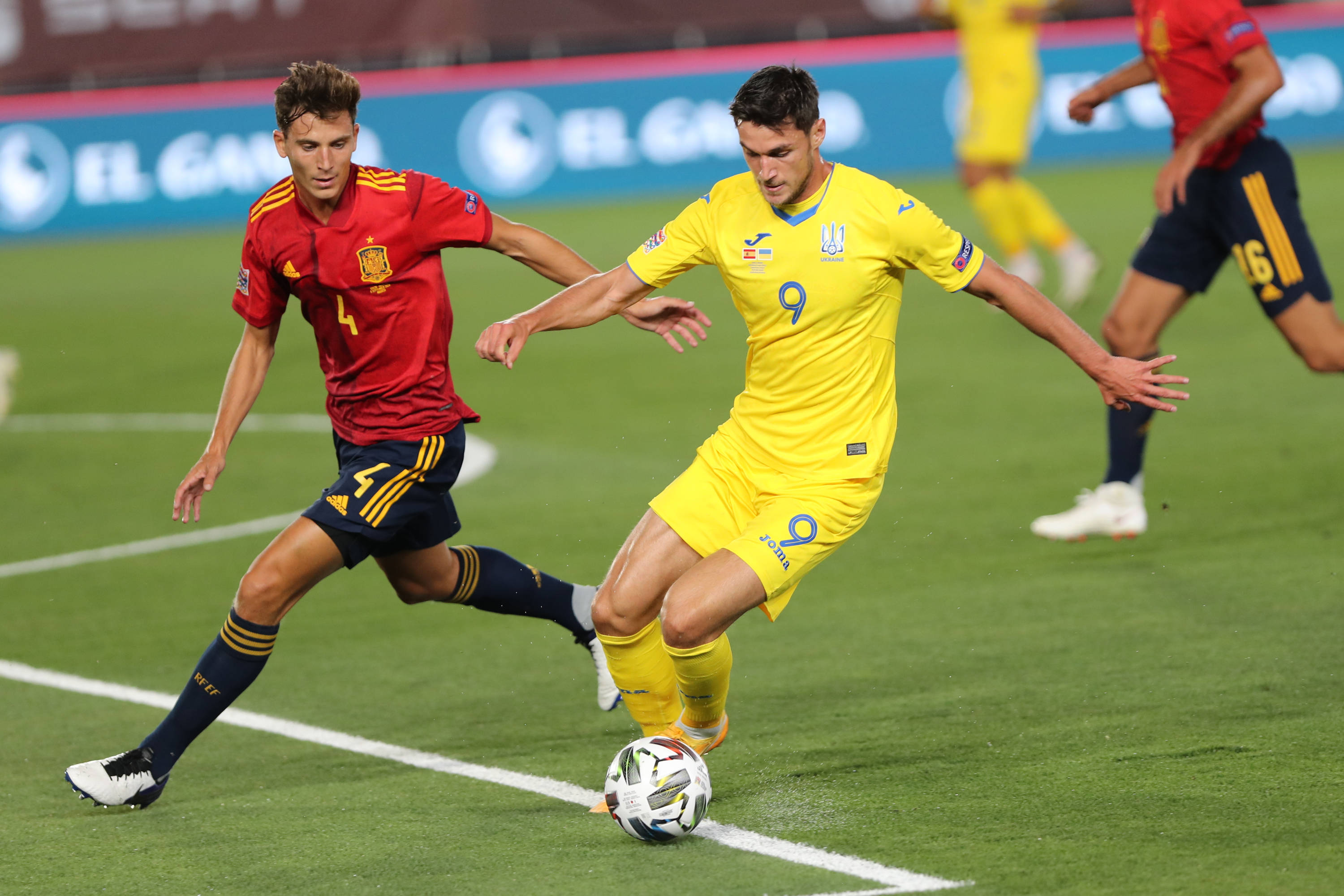 乌克兰足球联赛打仗也不停么