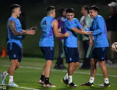 半岛体育-阿圭罗是曼城队长吗