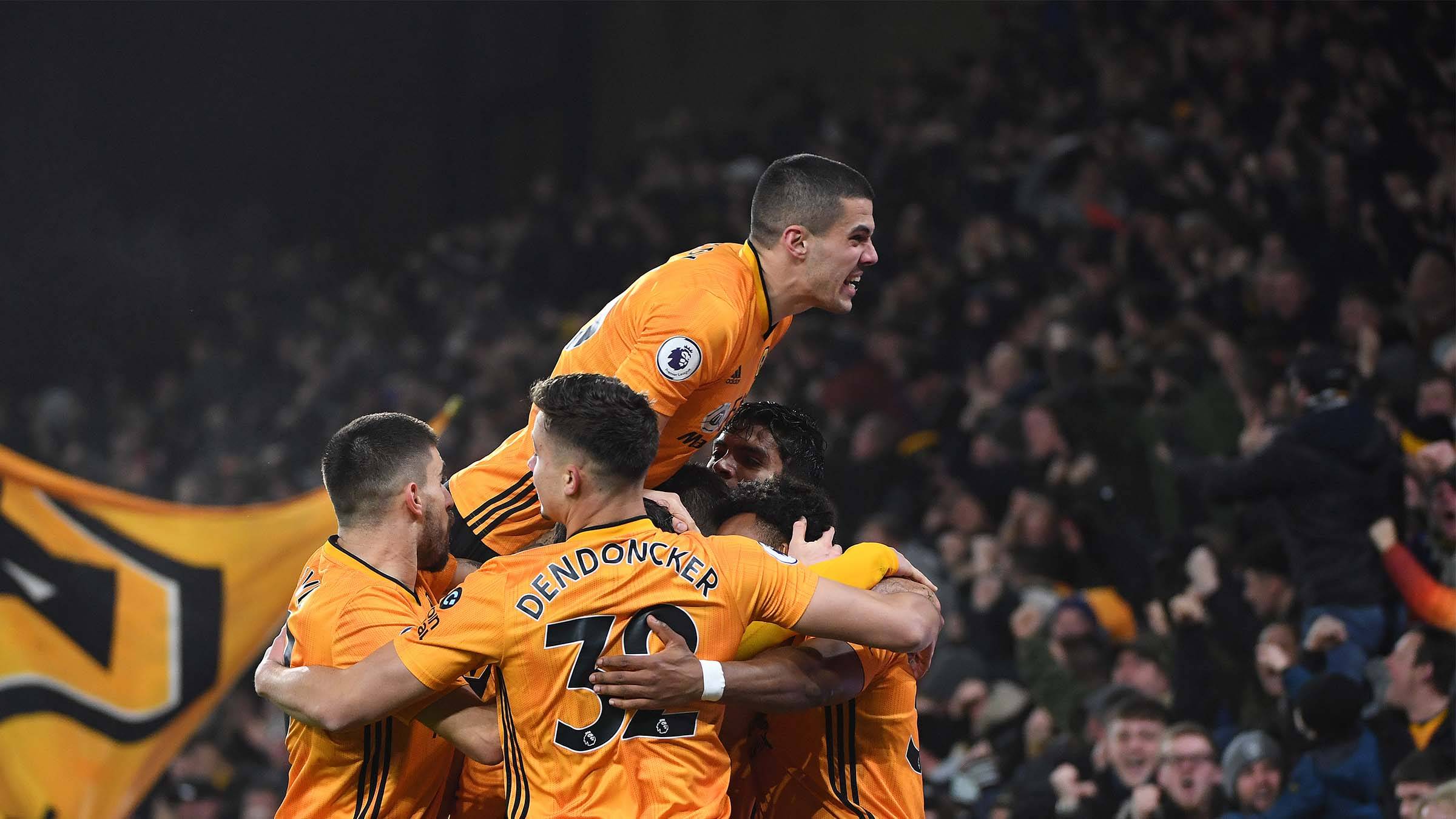 半岛体育-斯旺西对莱切斯特