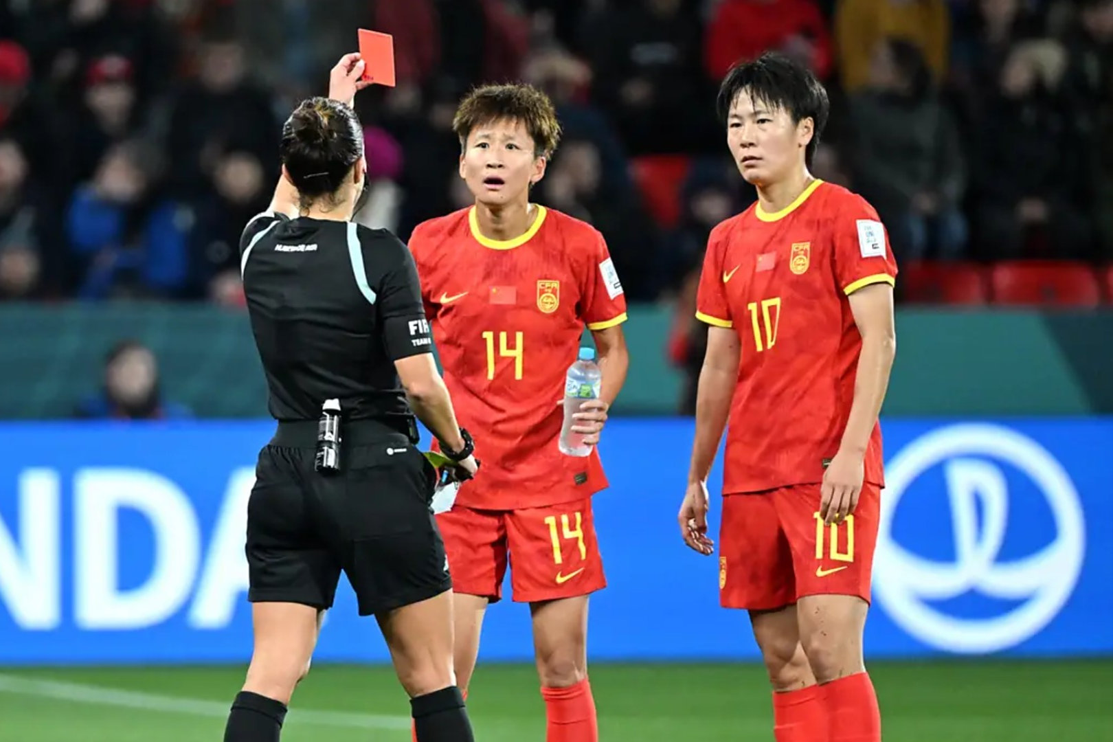 半岛体育娱乐-中国女足到底发生了什么状况